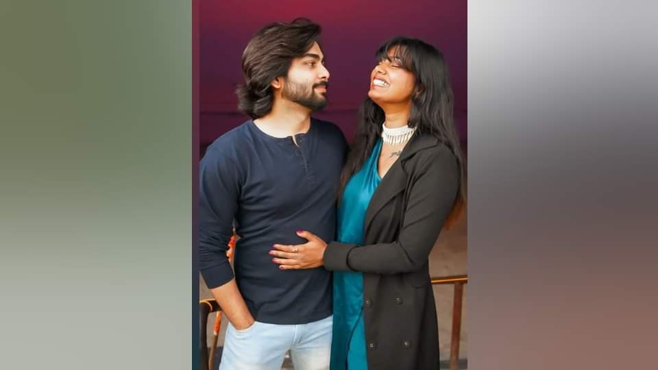 Up Couple Suicide Case Update Sanchita Father Broke Down Over Daughter's Stubbornness News in Hindi