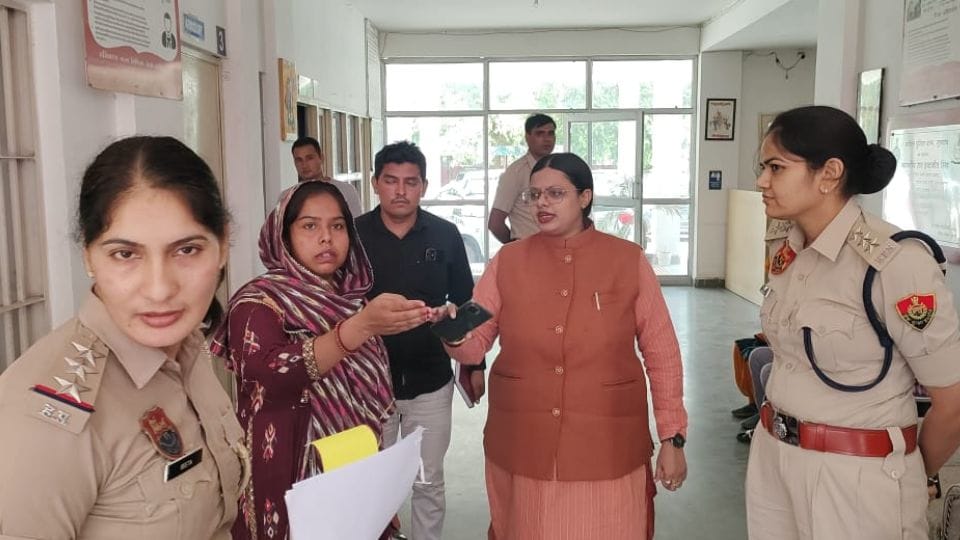 Haryana Women Commission Vice President Sonia Aggarwal made inspection of women police station in Gurugram