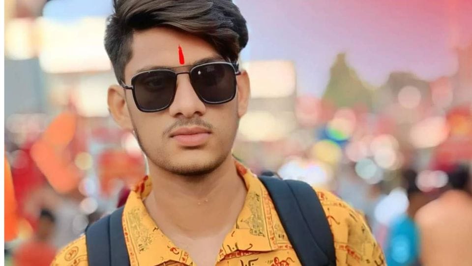 One youth died and two youth were injured in road accident in Balrampur Ramanujganj