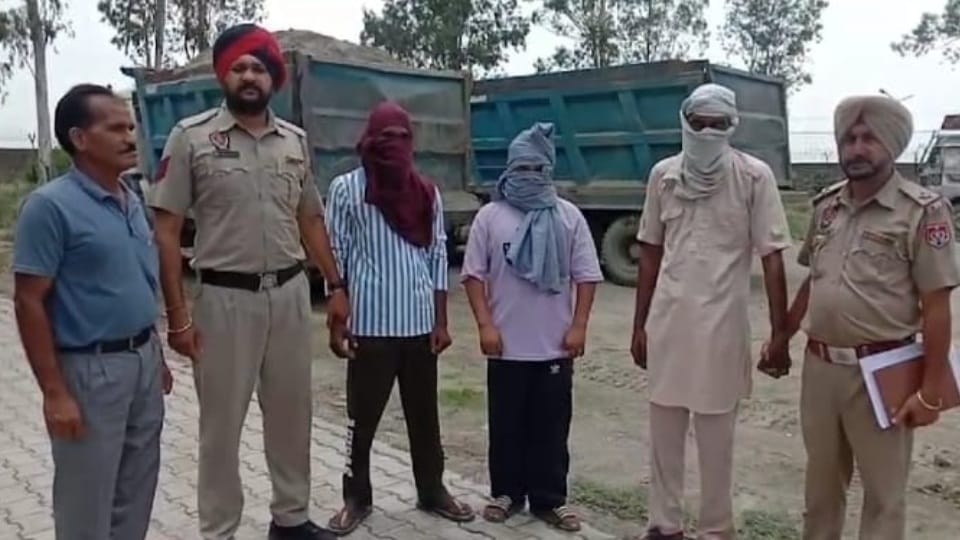 three arrested for illegal mining Poklane machine and 2 tippers impound in Pathankot