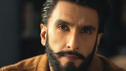 Actor Ranveer Singh and Deepika Padukone shared a fancy picture fans praised Dua father