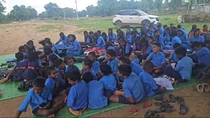 Villagers locked school and staged a sit in protest in Kanker