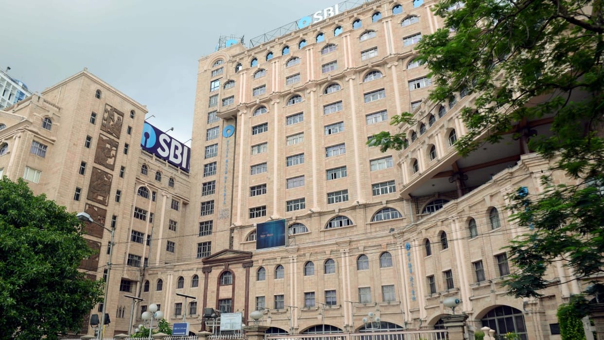 SBI hikes lending rate by 10 bps across tenors, raising EMIs for borrowers