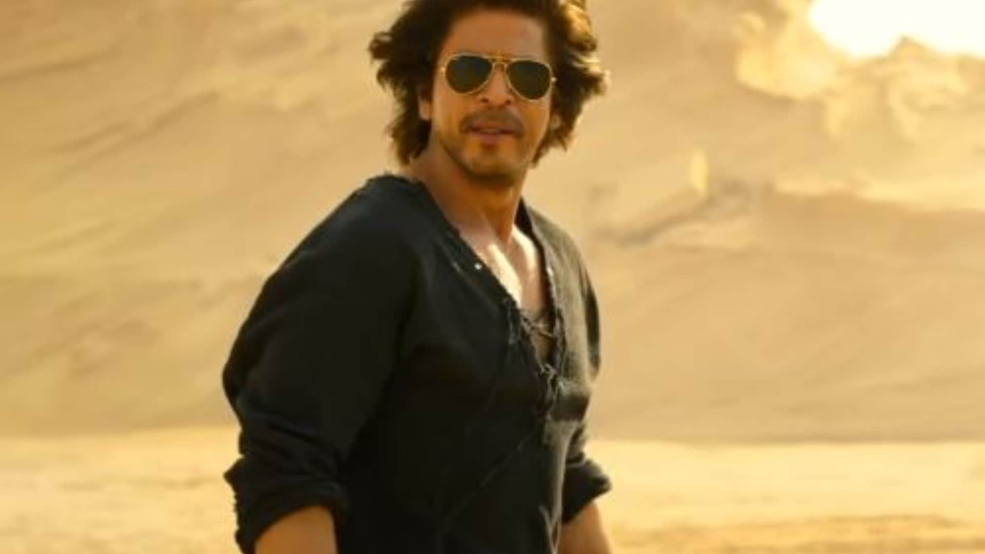 Actors Who Charges Crores for Private Events Performance Salman Khan Ranveer Singh Ranbir Kapoor Shah Rukh