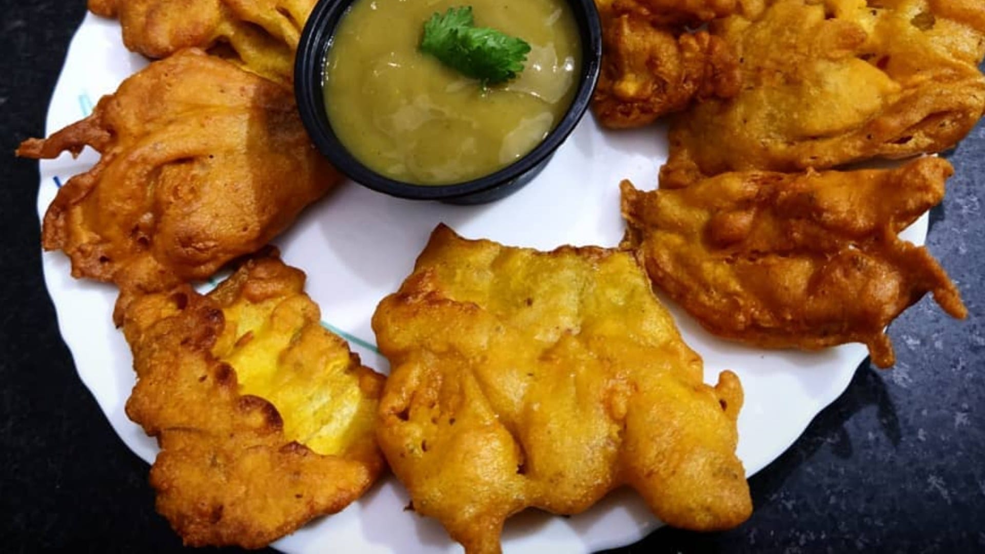 How to Make Pakoras Without Oil at Home Know Bina Tel Ke Pakode Kaise Banaye