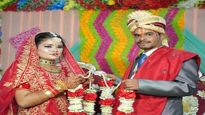 Pithoragarh police conducted Kanyadaan of orphan daughter