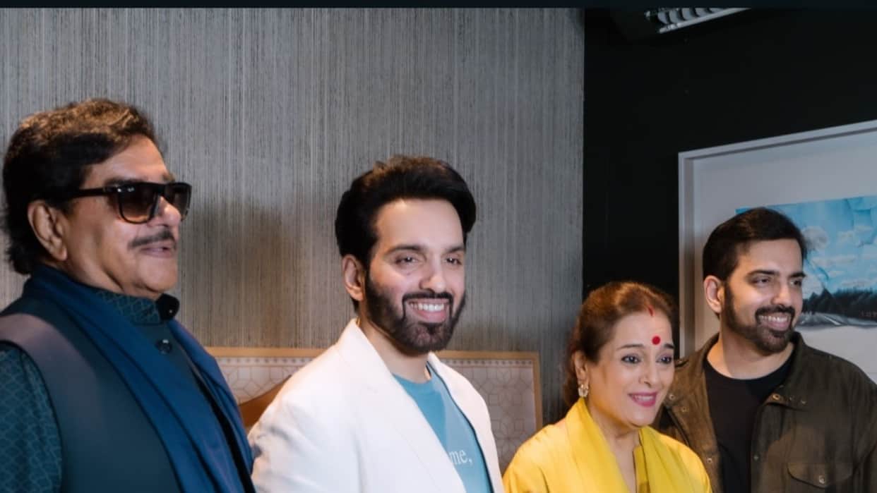 Luv Sinha omits sister sonakshi from parents Shatrughan poonam anniversary post Bless to born as your children