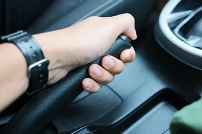 Common Driving Mistakes That Damage Your Car’s Braking System and How to Avoid Them