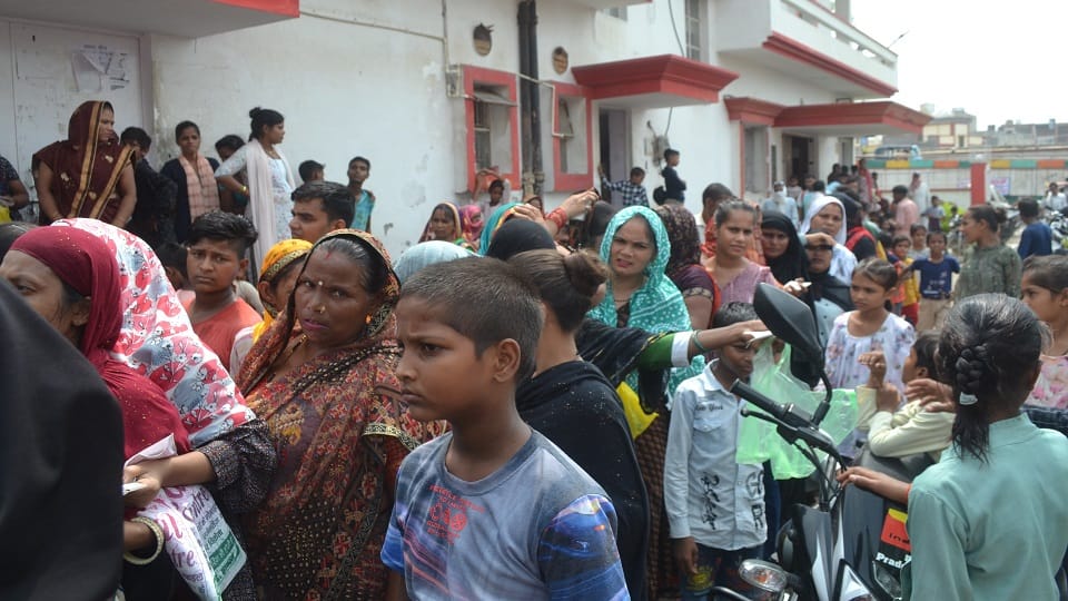 People gathered at post office to get Aadhar card updated