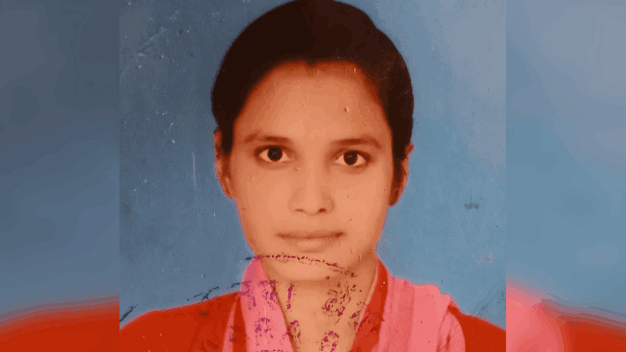 woman died after being hit by a train in hapur