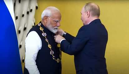 Prime Minister Narendra Modi honored with Kuwait's highest civilian award 'The Order of Mubarak the Great'