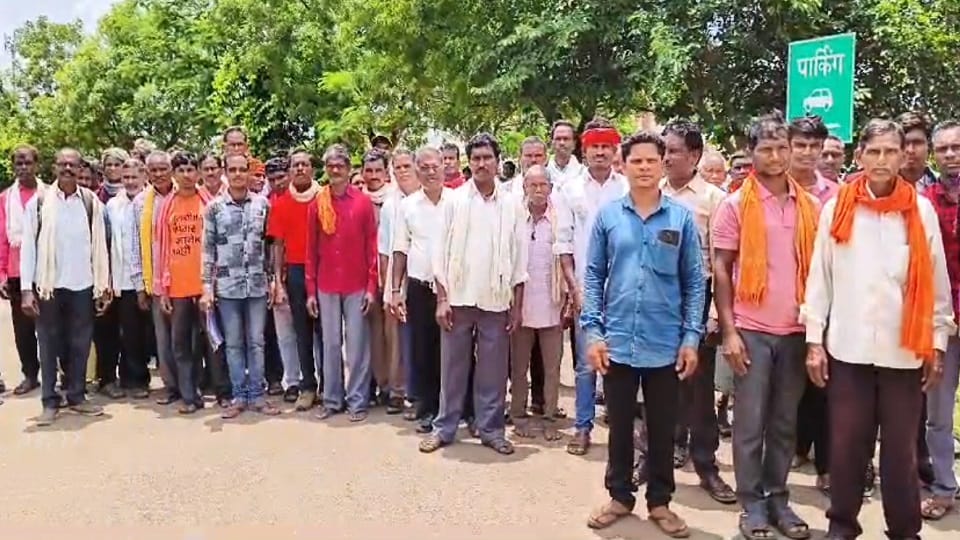 पांच गांव के लोगों ने की नए खरीदी केन्द्र की मांग