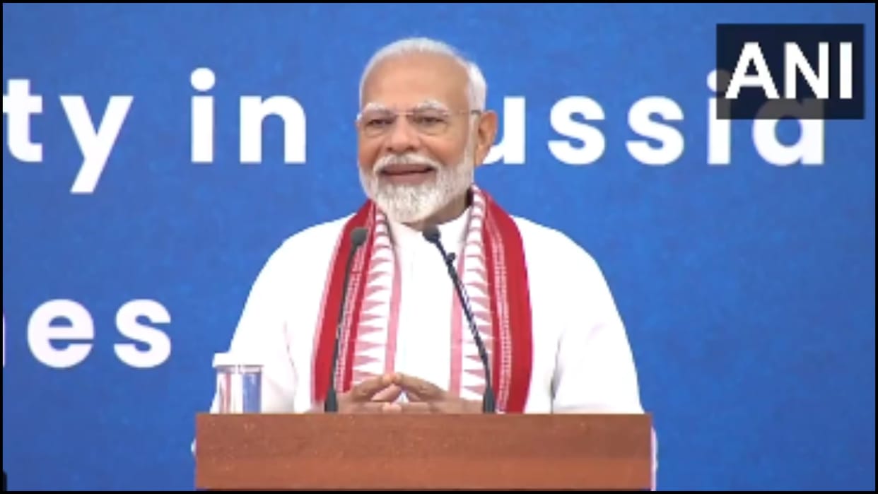 PM Modi Says trainee officers Country not satisfied with lackadaisical approach, demands pro-activeness