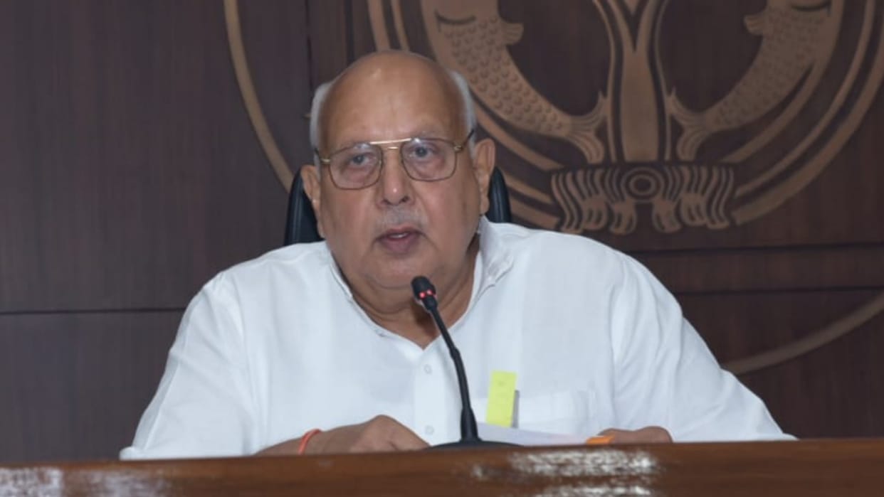 UP: Sitapur District Agriculture Officer Manjeet Kumar suspended, Agriculture Minister took action