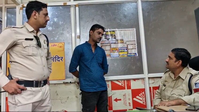 Mahakal Ujjain Fraud continues in name of Bhasma Aarti 5600 taken from two devotees from Haryana