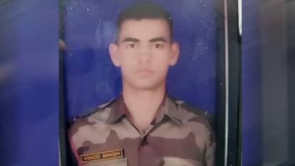 Kathua Terrorist Attack: उत्तराखंड ने खो दिए अपने पांच लाल...हर आंख नम, जौलीग्रांट लाए जा रहे पार्थिव शरीर Kathua Terrorist Attack Uttarakhand Five soldiers martyred mourning in State bodies Jolly Grant Airport