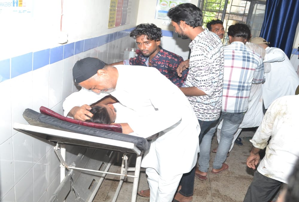 Uttarakhand Assembly By-Election 2024 Voting ruckus, Stone Pelting and Firing in Mangalore
