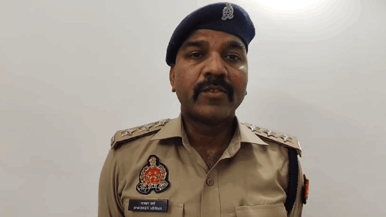 case of assault after being touched by car has come to light in Loni