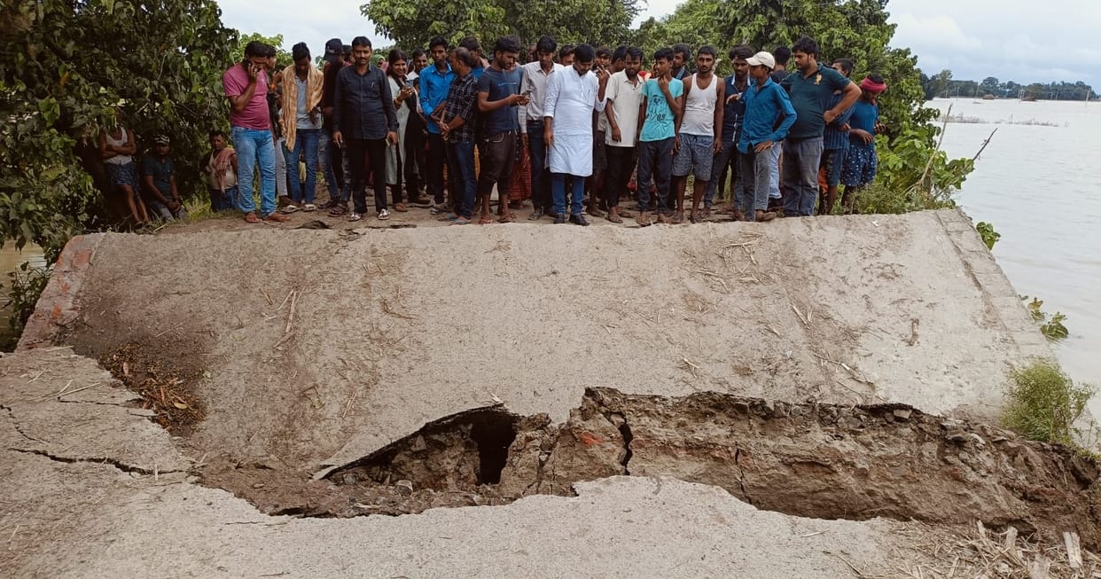 Bihar News : Another bihar bridge collapsed in bihar saharsa mahishi small bridge collapse in bihar