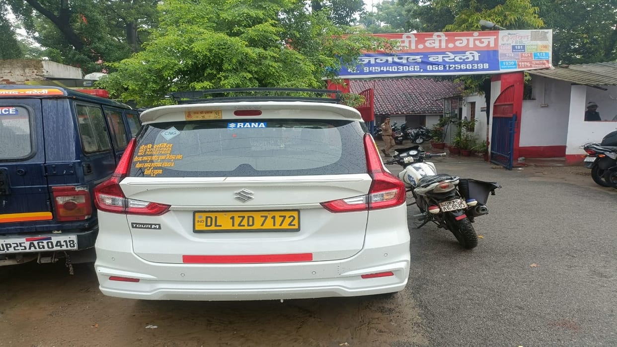 High speed SUV hits BJP MP Chhatrapal Gangwar car on highway