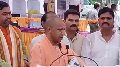 CM Yogi visited the flood affected areas in Lakhimpur kheri