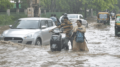 UP: There will be heavy rain in the state in the coming four days, Meteorological Department has issued an ale