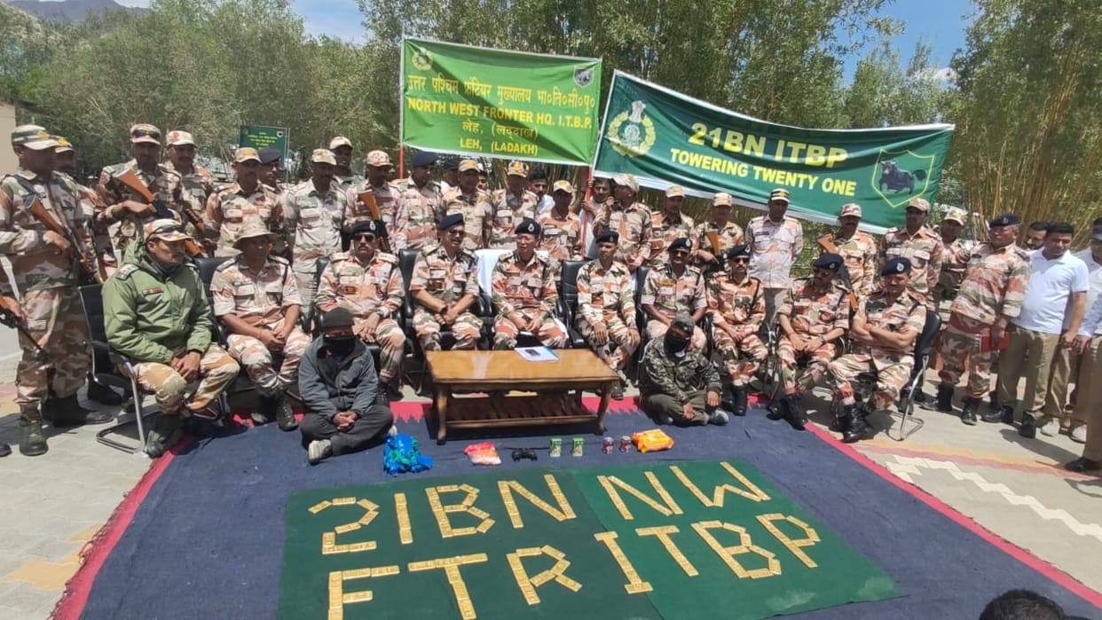 Ladakh news : two held with gold smuggled from China