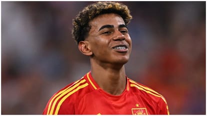 Euro 2024 Lamine Yamal becomes youngest goal scorer in Euro History Photos with Lionel Messi Goes Viral