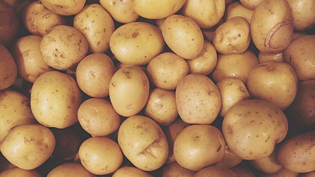 Skin care tips how to use potato juice for glowing skin