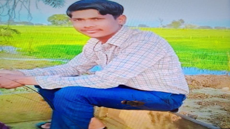Young man dies, younger brother burnt