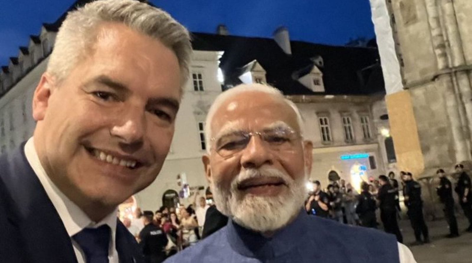 नरेंद्र मोदी और कार्ल नेहमर
