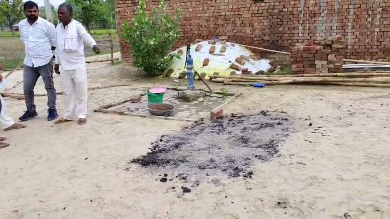 Raebareli: Fire broke out in a house, woman died.