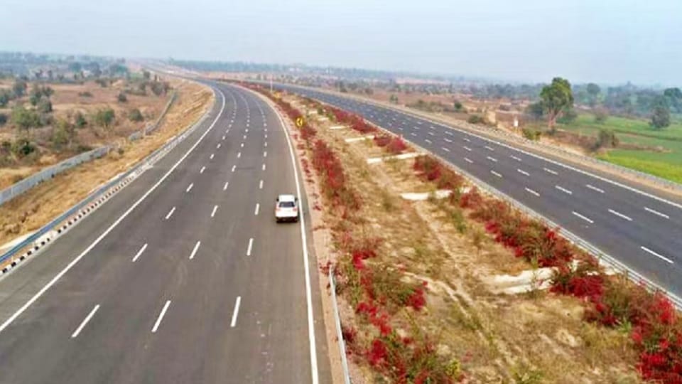 Vehicles will run on Delhi-Dehradun corridor after one year