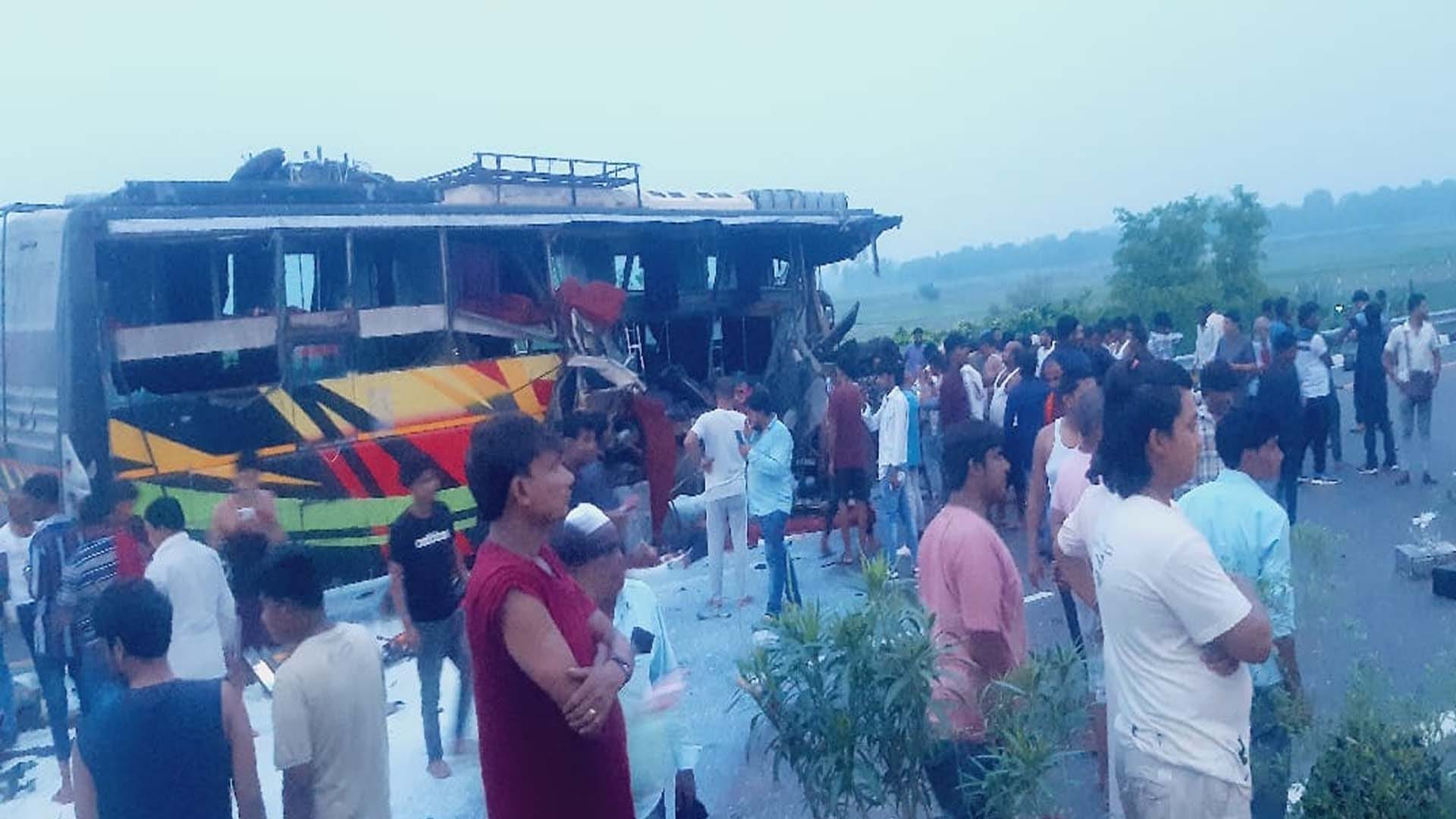 Unnao Accident: Family members reached the postmortem house and started crying after seeing the dead body
