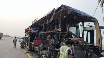 Unnao Accident News Tragic Accident on Lucknow Agra Expressway 18 Dead Check Photos