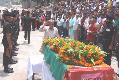 Kathua Terrorist Attack Uttarakhand Five Martyrs Funeral Held Today Family Crying Photos