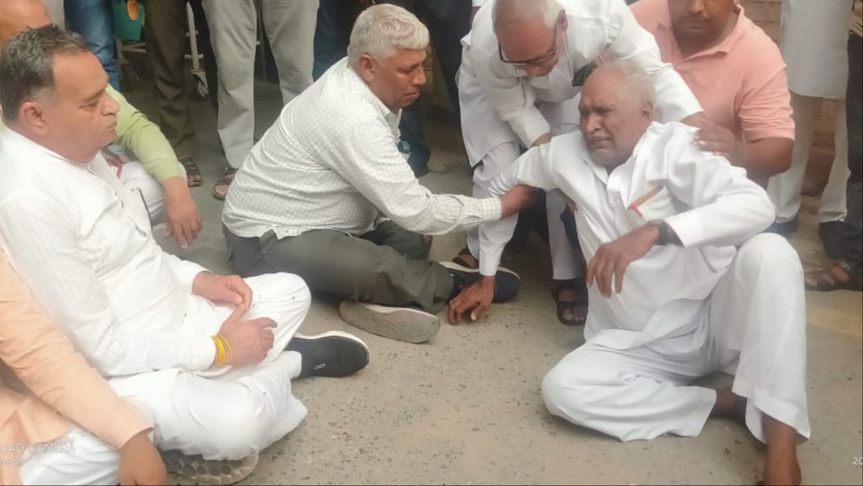 Hero agency owner JJP Leader shot dead in Hansi of Haryana