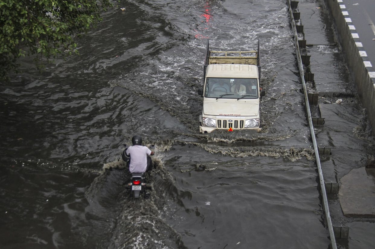 what to do if your car stops in flood water car tips for monsoon car care tips for rainy season