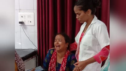 Kotdwar News five year old girl student died in school doctor said she was bitten by a poisonous insect