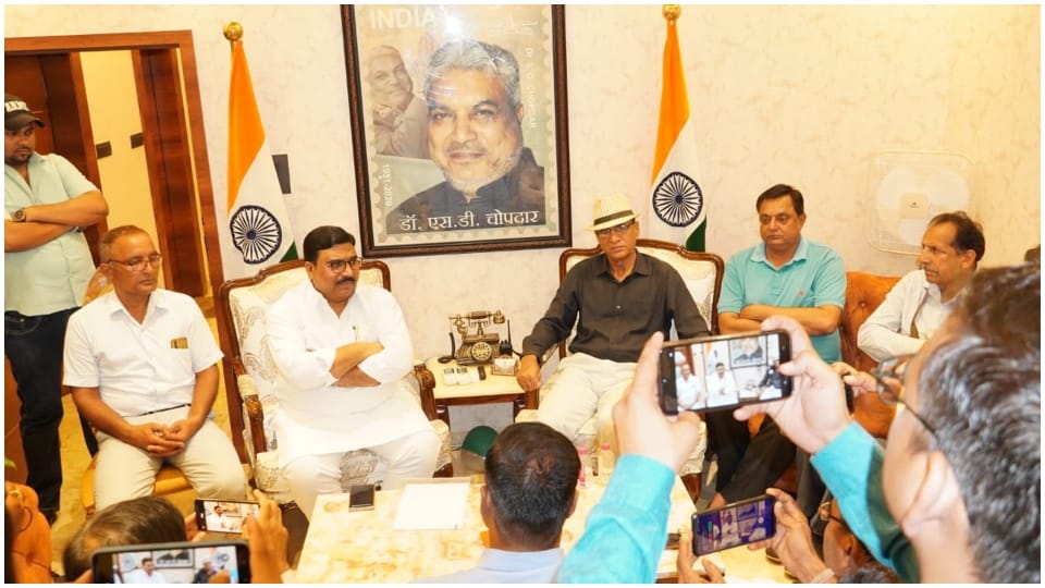 प्रेसवार्ता कर दी जानकारी।