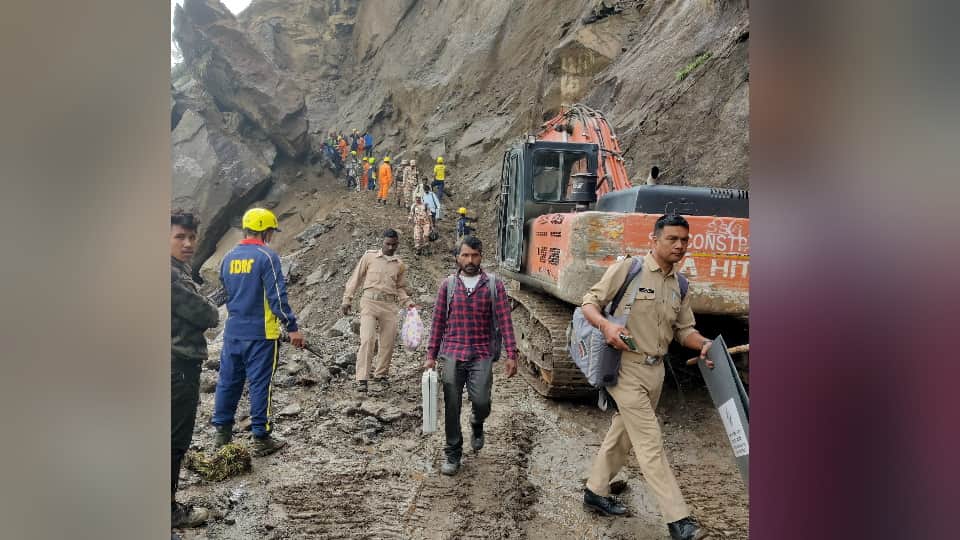 Uttarakhand Badrinath By Election Stuck polling parties said travelled through footpath walked in kilometers