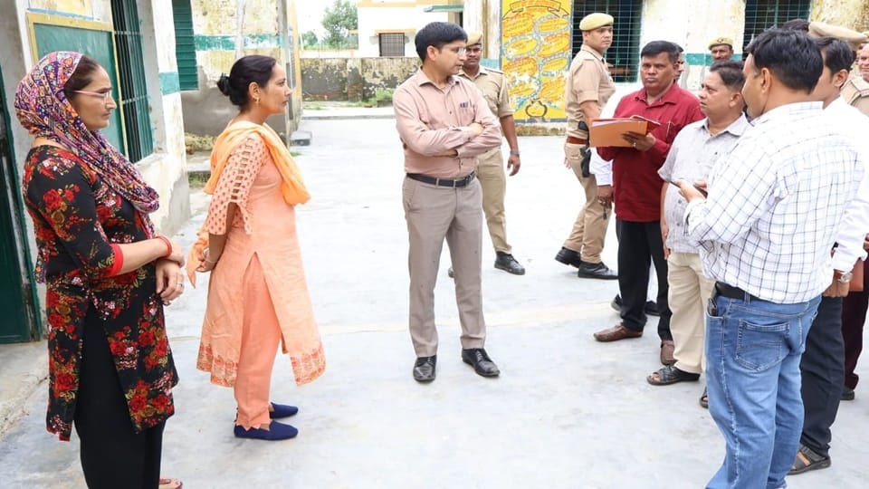 UP: Teacher played games on mobile for three hours during six-hour duty, DM suspended him