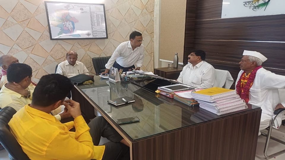 social worker who was protesting for last two years became Additional Municipal Commissioner for a day