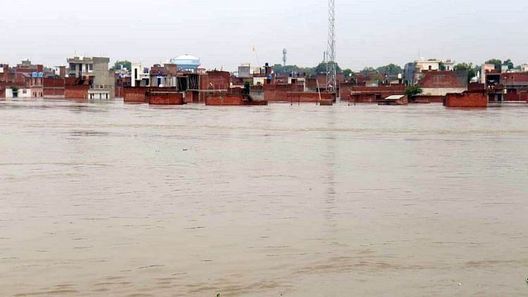 Nine People Died Due To Floods In Bareilly Pilibhit And Kheri Amar Ujala Hindi News Live