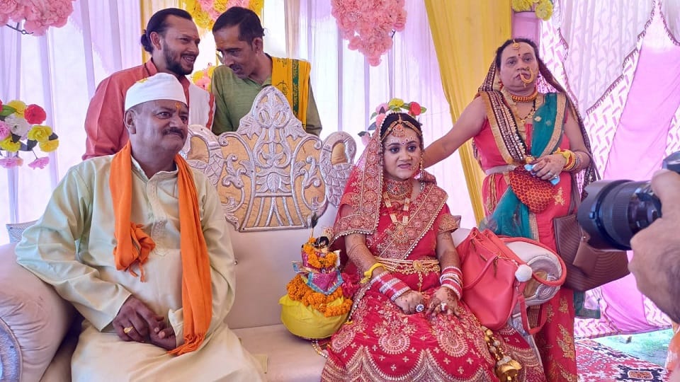 Haldwani: 21 year old disabled girl Harshika married Lord Shri Krishna in haldwani