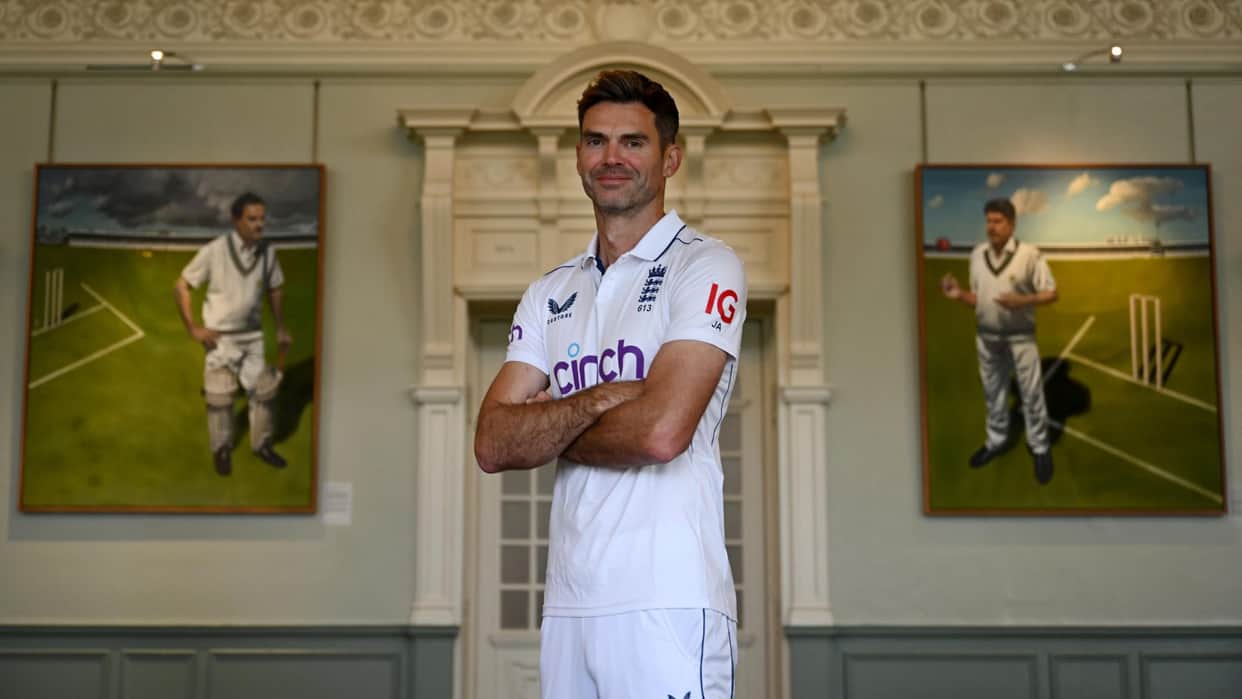 James Anderson named sachin tendulkar as best batsman, know what he said