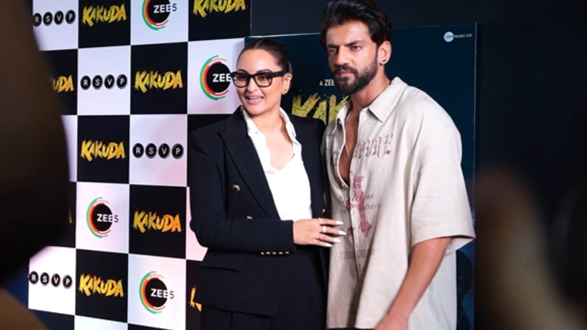 Kakuda Screening Sonakshi Sinha zaheer iqbal riteish deshmukh sharvari wagh Jibraan Khan on red carpet