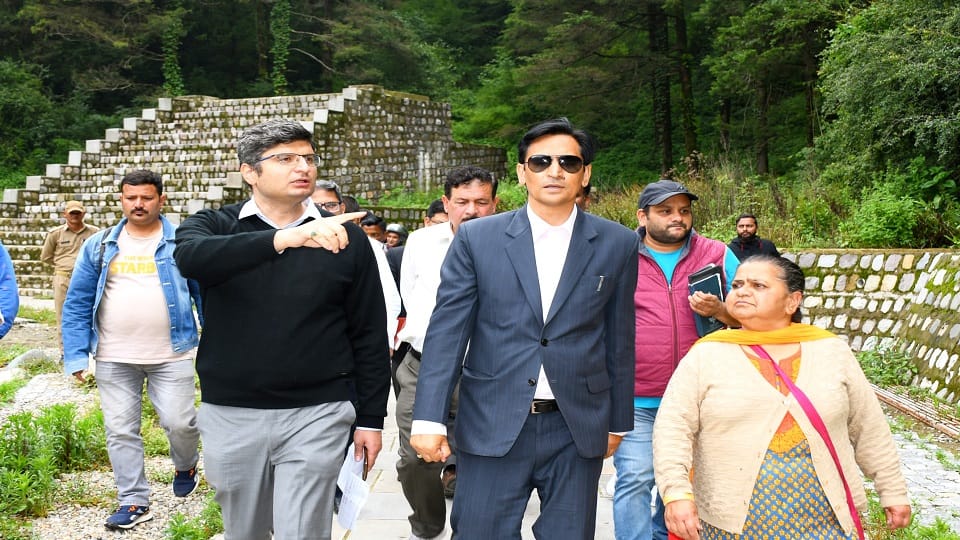 Kumaon Commissioner Deepak Rawat conducted on-site inspection of Sukhatal Lake nainital