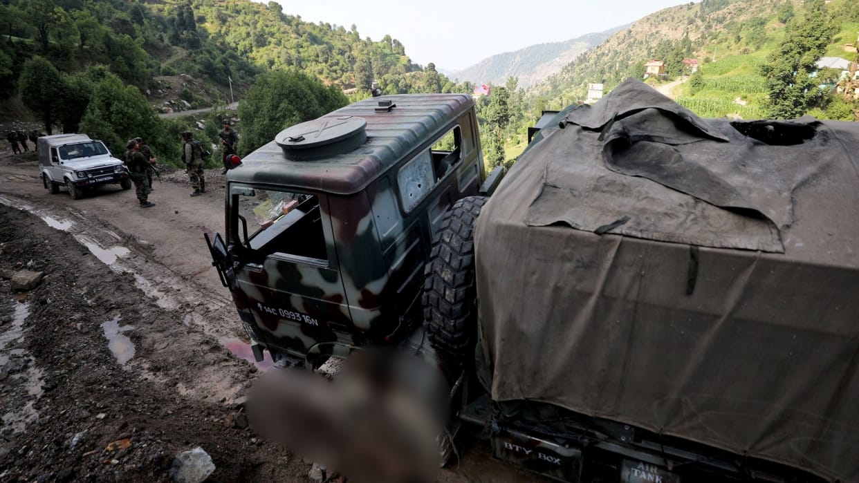 Kathua: Terrorists seen again in Billawar forest... Firing from both sides