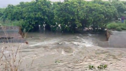 Munak canal broken due to high water pressure